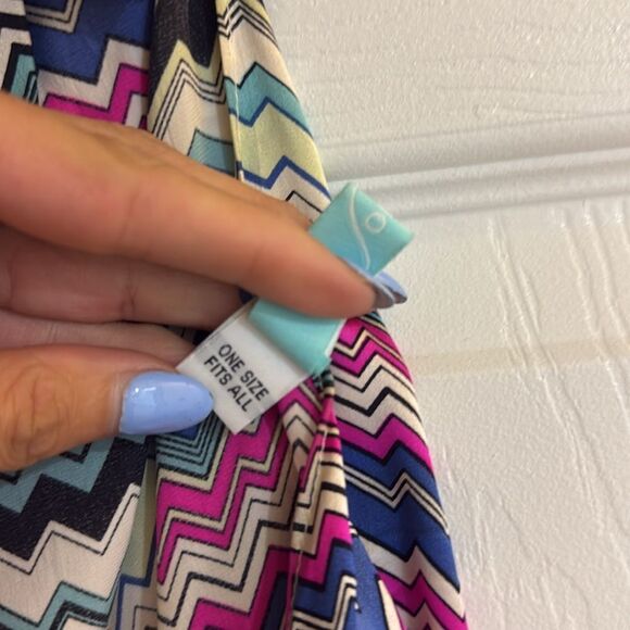 Colorful Tie Halter Top - Tie at Top & Back - Striped - Like New - Picture 5 of 5